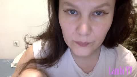 Snapshot of caffeinated_lamb chatting on February 17, 7:23 pm Lamb online show from February 17, 7:23 pm