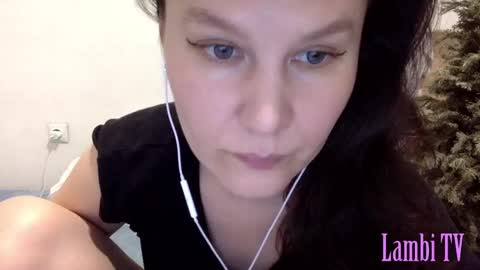 Snapshot of caffeinated_lamb chatting on February 6, 7:18 pm Lamb online show from February 6, 7:18 pm