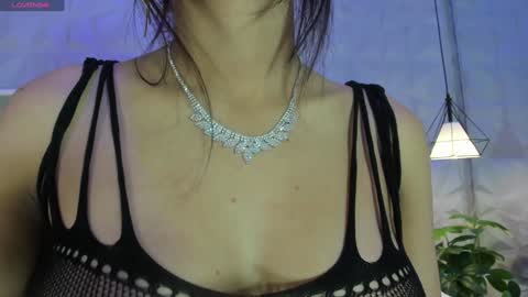Snapshot of cailynbrowm chatting on February 6, 4:21 am CailynBrown online show from February 6, 4:21 am
