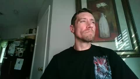 calbry82 online show from October 24, 10:54 pm