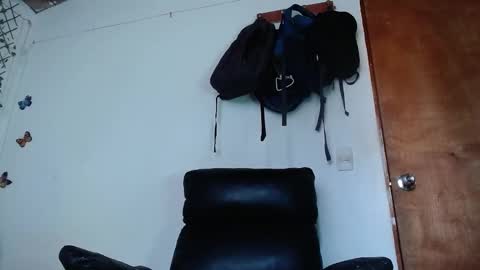 Snapshot of calioppe_10 chatting on October 18, 1:37 pm Calioppe 10 online show from October 18, 1:37 pm