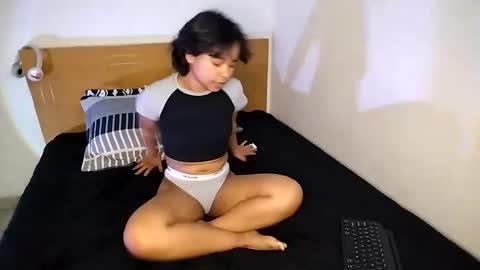 Snapshot of calipso__ chatting on September 28, 6:06 pm Sofia online show from September 28, 6:06 pm