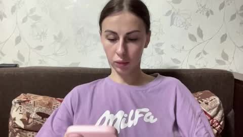 Anna online show from November 10, 8:22 pm