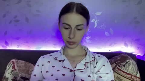 Anna online show from March 6, 7:10 pm