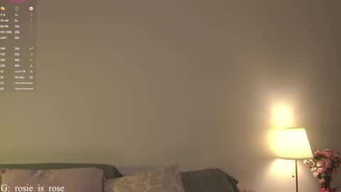 Snapshot of call_me_rosie chatting on September 18, 3:32 am online show from September 18, 3:32 am