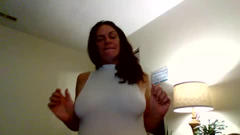 Snapshot of calli_girl420 chatting on February 3, 4:57 am Calli online show from February 3, 4:57 am