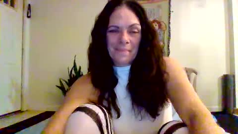 Snapshot of calli_girl420 chatting on January 3, 4:11 am Calli online show from January 3, 4:11 am