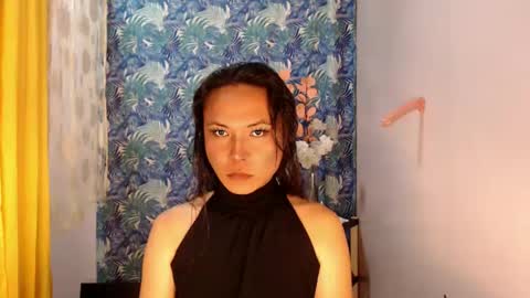 callme meya in asia online show from December 11, 10:58 am