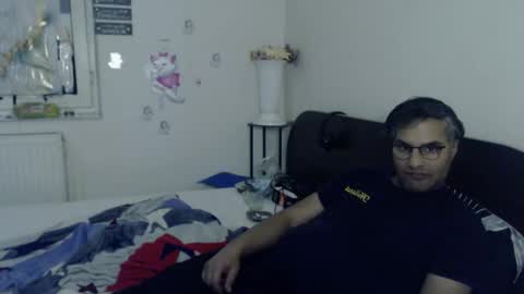 Calvinjohnlad online show from November 22, 6:39 pm