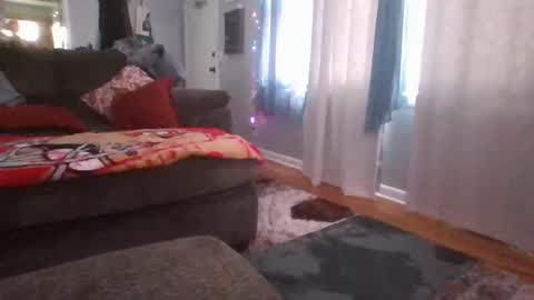 Calvin online show from November 8, 5:49 pm