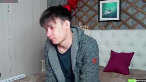 Calvin Owens online show from March 8, 3:39 am