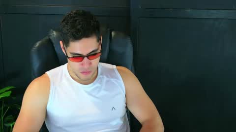 camara110 online show from March 3, 2:47 am