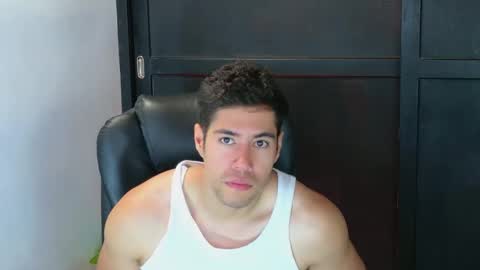 camara110 online show from October 3, 3:15 am