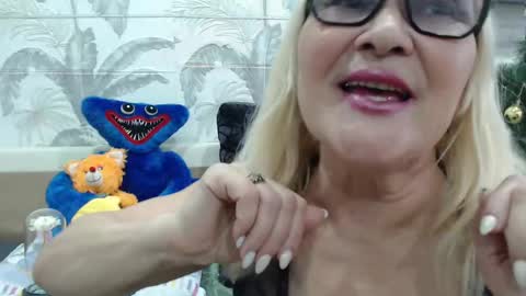 Snapshot of camdiva1 chatting on March 6, 1:03 pm CamDiva1 online show from March 6, 1:03 pm