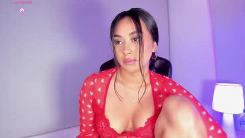 Snapshot of cameliaa_smiith chatting on March 6, 7:14 am Camelia Smith online show from March 6, 7:14 am