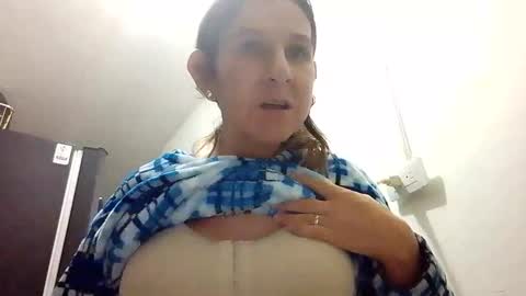 Mara Catalina Romero Ordez online show from October 10, 5:41 pm