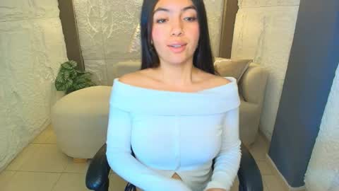 Cami  online show from November 11, 8:44 pm