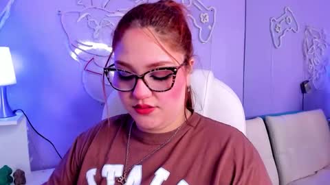 Camila Osorio online show from February 4, 8:02 pm