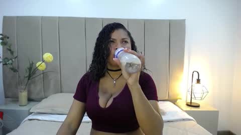 CamiilaReyes online show from October 8, 2:56 pm