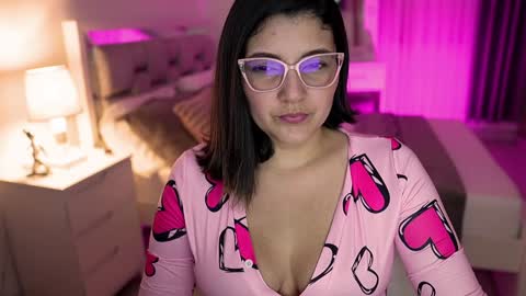 Camila buitrago online show from February 7, 11:13 pm