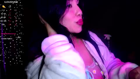 Cami online show from September 19, 1:43 am