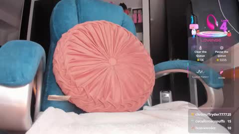 Snapshot of camila_shorty_ chatting on September 28, 6:00 am CamilaMendez--- online show from September 28, 6:00 am