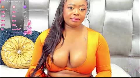 camila benitez online show from March 11, 1:03 pm