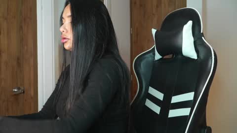 Camila online show from February 24, 12:35 am