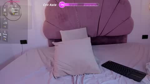 Snapshot of camilagrey_mml chatting on October 8, 10:05 pm Camila online show from October 8, 10:05 pm