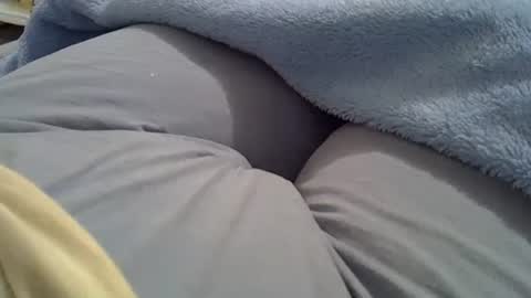 Snapshot of camilaperes69 chatting on September 18, 12:58 am flash 50 tokens BIG CLIT tits pussy. masturbation big clit 150 tokens fingers inside pussy 1000 tk pump big clit 300 tk online show from September 18, 12:58 am