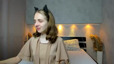 Camilla online show from September 10, 12:22 am