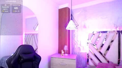 Camille online show from February 3, 10:08 am