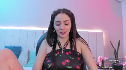 Snapshot of camillen_pettid chatting on October 3, 10:51 pm C A M I L L E N Help me get to the top online show from October 3, 10:51 pm