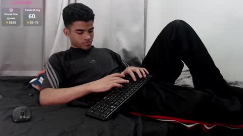 camillo_beischel_ online show from September 23, 6:58 pm