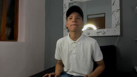 Snapshot of camillo_virgil chatting on September 21, 10:41 am Camillo Virgil online show from September 21, 10:41 am