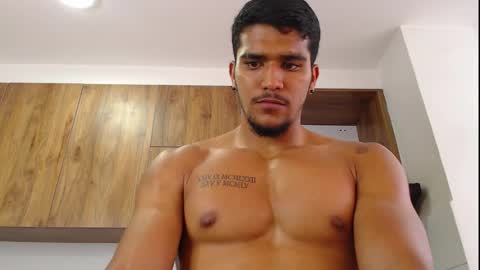 camilo_contre21 online show from November 20, 7:44 pm