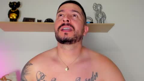 camilo_restrepo21 online show from September 16, 2:02 am