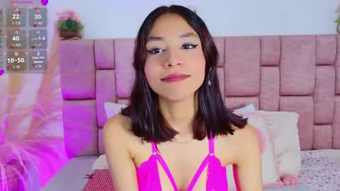 camiluxe online show from December 19, 9:10 pm