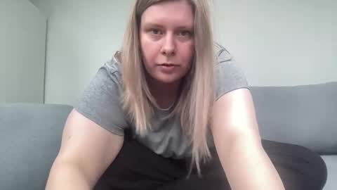 kiki90909 online show from October 1, 7:29 am