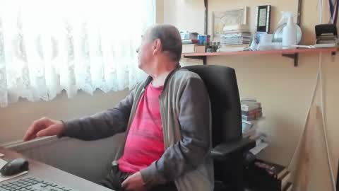 Cammee online show from December 7, 12:40 pm