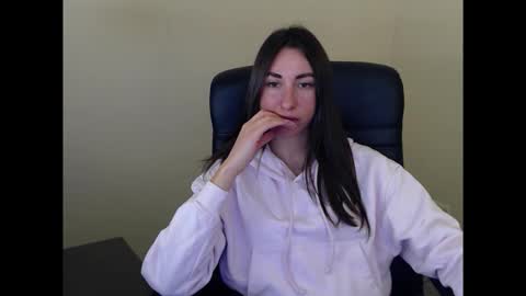 cammila horn online show from March 14, 6:34 pm