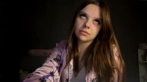 Snapshot of cammyalquicira chatting on September 25, 4:03 pm Vicky online show from September 25, 4:03 pm