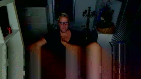 camunication online show from September 11, 9:16 pm