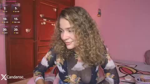 Snapshot of candase_ chatting on September 10, 12:55 am Candase online show from September 10, 12:55 am
