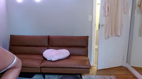 MissCandiJones online show from November 14, 5:37 pm