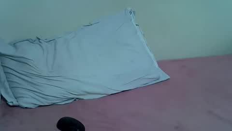 candiemaya online show from September 21, 9:02 am