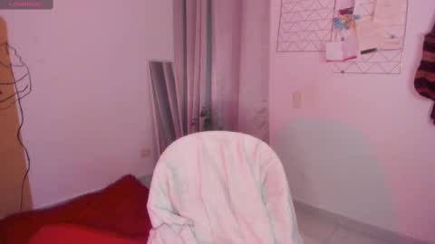 Snapshot of candy__rosee chatting on March 6, 3:57 am online show from March 6, 3:57 am
