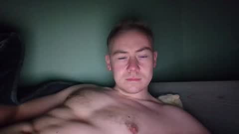 candy_boy_xoxo online show from March 15, 12:26 am