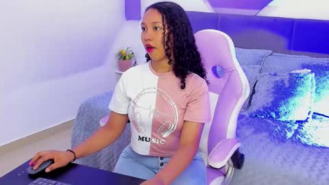 Candy online show from October 16, 7:02 pm