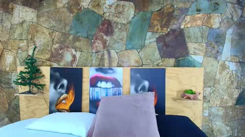 Jolie online show from December 22, 8:48 pm